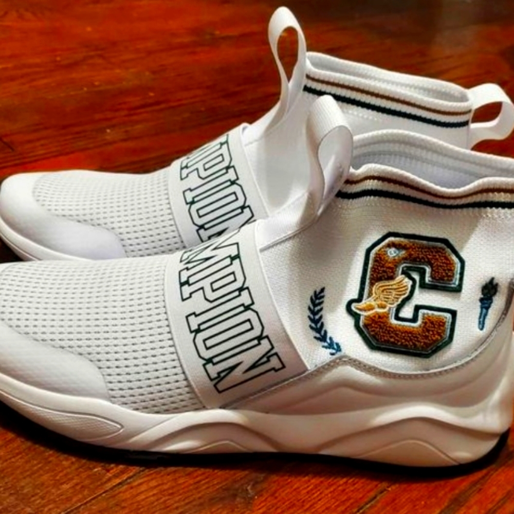 Brand new champion shoes never been worn size 11 color white